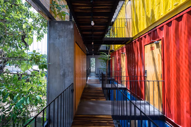 Khách sạn được thiết kế mở hoàn toàn, thân thiện với thiên nhiên.