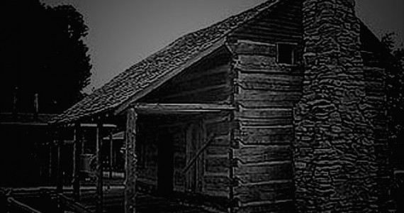 Khi còn sống, nữ phù thủy Kate Batts thường xuyên đi nói chuyện với người dân xung quanh rằng gia đình John Bell là những "kẻ lừa đảo" và sẽ tìm mọi cách trả thù họ.