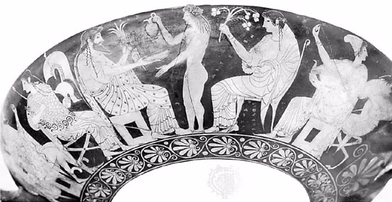 Theo quan niệm của người cổ đại, những vị thần sở hữu sức mạnh quyền năng và gây ảnh hưởng tới cuộc sống của loài người.