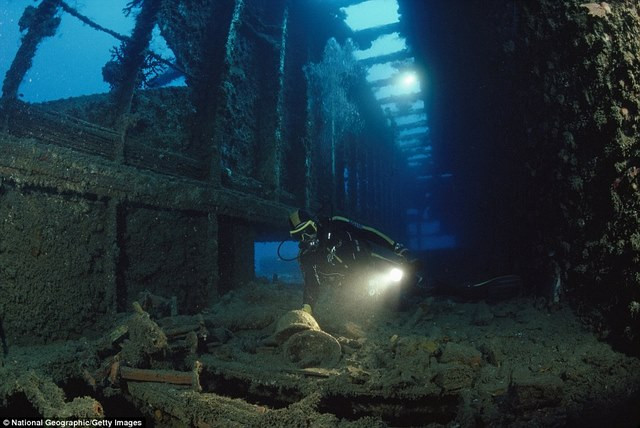Do SS President Coolidge là một tàu chiến nên vào thời điểm bị chìm trên tàu có nhiều vũ khí, trang thiết bị quân sự như pháo, đạn dược... Toàn bộ có chung số phận với con tàu xấu số. Ngày nay, du khách có thể lặn biển và khám phá xác tàu đắm khổng lồ này.