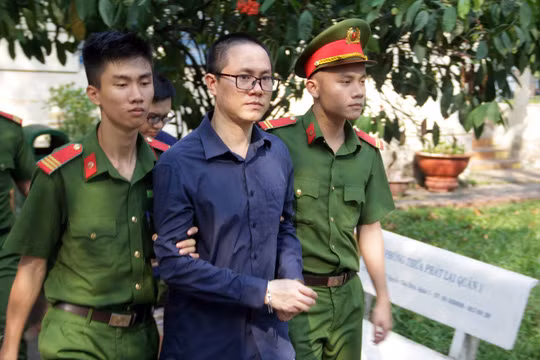 Mobifone phai hoan tra Techcombank 39,8 ti dong