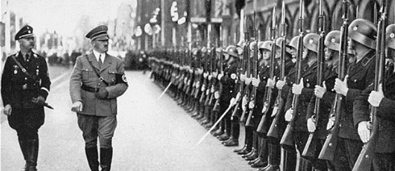 Cũng có trường hợp binh sĩ phát xít Đức bị thủ tiêu ngay trên giường khi "mây mưa" với gái điếm.