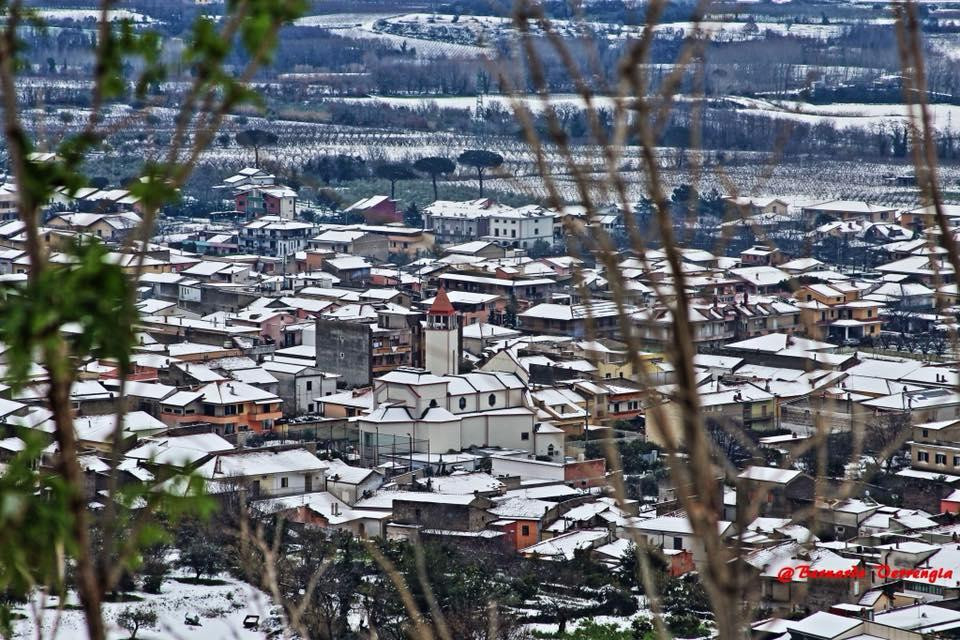 Nhiều người không khỏi ngạc nhiên khi biết thông tị về một số thị trấn trên thế giới khi ra lệnh cấm chết. Điển hình là sự kiện diễn ra năm 2012. Khi ấy, Thị trưởng thị trấn Falciano del Massico ở Italy ra lệnh cấm chết.