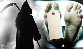 Trong số này có việc người ta đồn rằng bức tranh mang lời nguyền chết chóc.