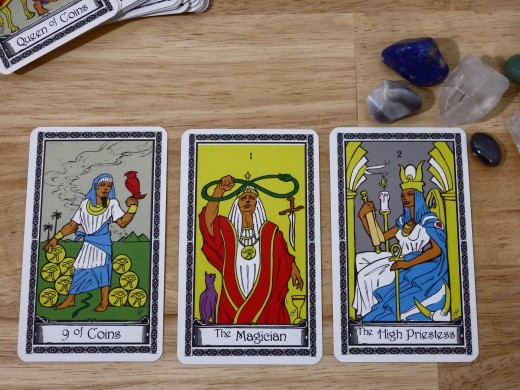 Rut mot la bai Tarot xem ban co thanh dai gia trong thang 3/2019