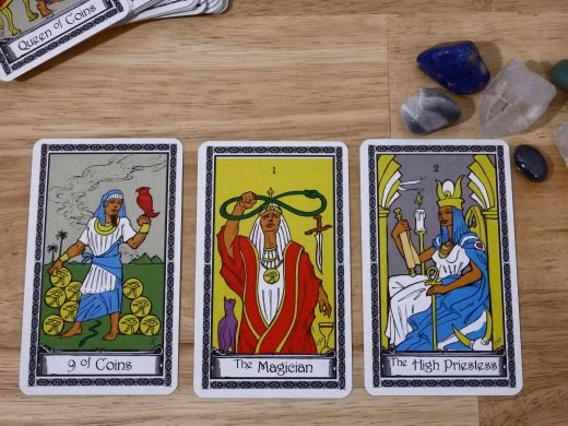 Rut mot la bai Tarot xem ban co thanh dai gia trong thang 3/2019