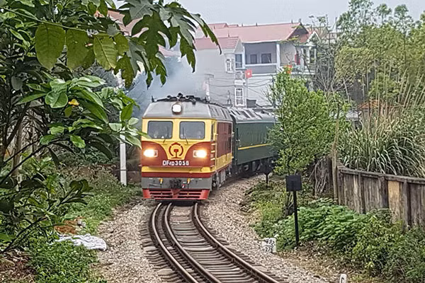 Dieu bat ngo ve tau boc thep cua ong Kim Jong-un tu Trung Quoc sang Dong Dang