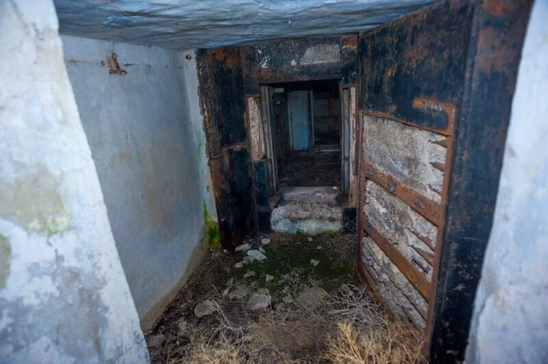 Trước tính chất nghiêm trọng của tác động những vụ thử hạt nhân, người dân sống ở các khu vực xung quanh bãi thử Semipalatinsk nhanh chóng rời đi.