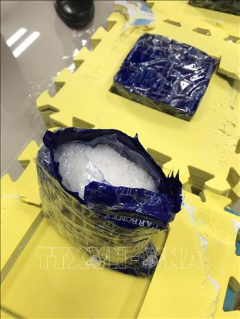 8 kg ma tuy tong hop duoc giau trong lo tro choi xep hinh-Hinh-2