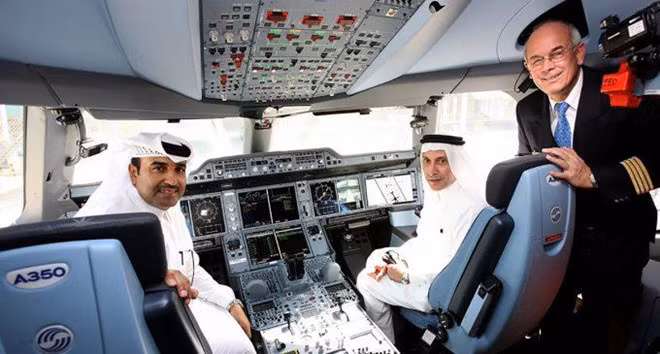 Mức lương trung bình của một phi công Qatar Airways là 220.000 USD/năm. Ảnh: Airwaysmag.