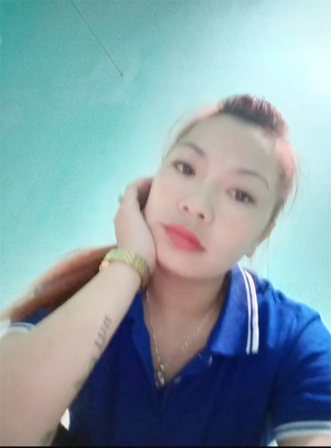 Đến rạng sáng 23/8, Công an đã di lý Nguyễn Thị Thu về trụ sở Công an tỉnh Bắc Ninh làm việc. Tại đây, công an đã bàn giao cháu Gia Bảo cho người thân trong niềm vui sướng, xúc động tột cùng của gia đình.