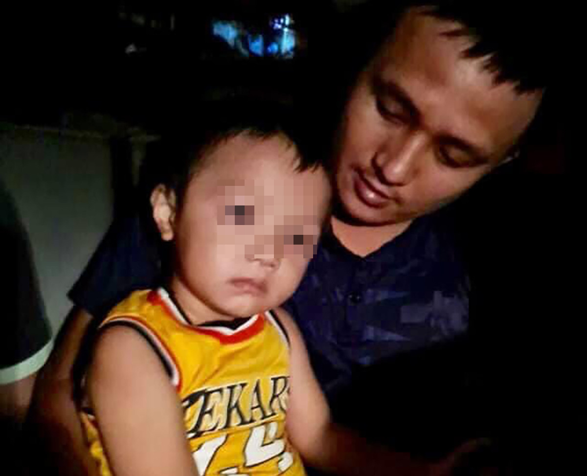 Be trai hai tuoi nghi bi bat coc o Bac Ninh: Nu nghi pham khai gi?-Hinh-2