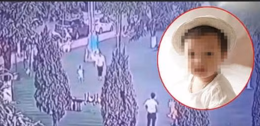 Trước đó, vào 18h15 ngày 21/8, Công an thành phố Bắc Ninh, tỉnh Bắc Ninh tiếp nhận tin báo của anh Nguyễn Văn Hưng (sinh năm 1983 ở khu Khúc Toại, phường Khúc Xuyên, TP Bắc Ninh, tỉnh Bắc Ninh) về việc 16h30' cùng ngày, anh Hưng đưa con trai là cháu Nguyễn Cao Gia Bảo đến khu vui chơi trẻ em tại Công viên Nguyễn Văn Cừ, phường Đại Phúc, TP Bắc Ninh.