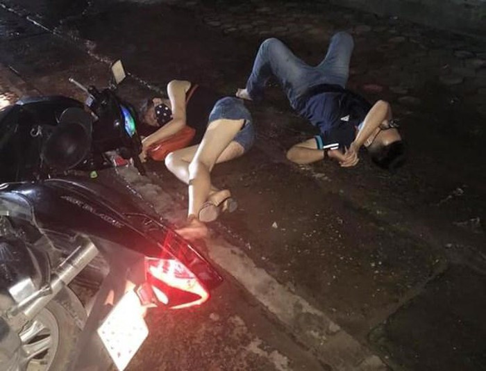 Khởi tố, tạm giam đối tượng bắn 2 người thương vong ở Thái Nguyên - Hình 2 Khoi to, tam giam doi tuong ban 2 nguoi thuong vong o Thai Nguyen-Hinh-2