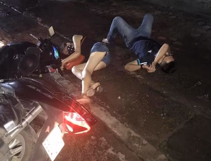 Khoi to, tam giam doi tuong ban 2 nguoi thuong vong o Thai Nguyen-Hinh-2