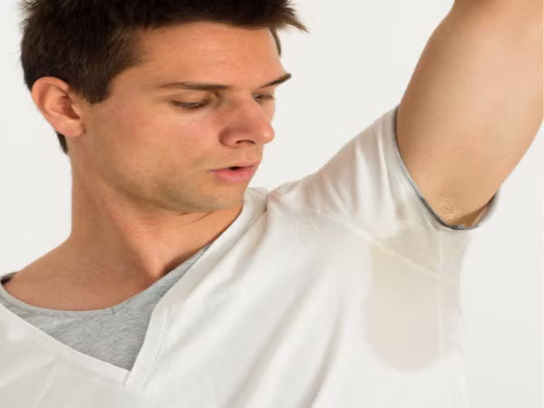 Mùi cơ thể. Nếu cơ thể của bạn phát ra mùi hôi, bạn có thể cảm thấy xấu hổ khi gần gũi ai đó. Nên sử dụng một loại nước hoa để hỗ trợ hoặc tìm đến bác sĩ để được nghe tư vấn.