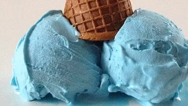 Kem Viagra, Venezuela. Các loại kem cổ điển có thể phải nhường chỗ cho loại kem dành cho người lớn, mang tên Viagra, được bán tại Heladería Coromoto, cửa hàng kem nổi tiếng ở Venezuela. Cửa hàng này không chỉ nổi tiếng vì đã làm các quý ông luôn phải xếp hàng dài ngoài cửa, mà còn tạo được dấu ấn với kỷ lục Guinness có gần 900 hương vị kem.