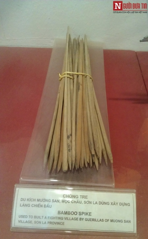 Chông tre – thứ vũ khí tự tạo được du kích Mường San, Mộc Châu, Sơn La dùng để xây dựng làng chiến đấu.