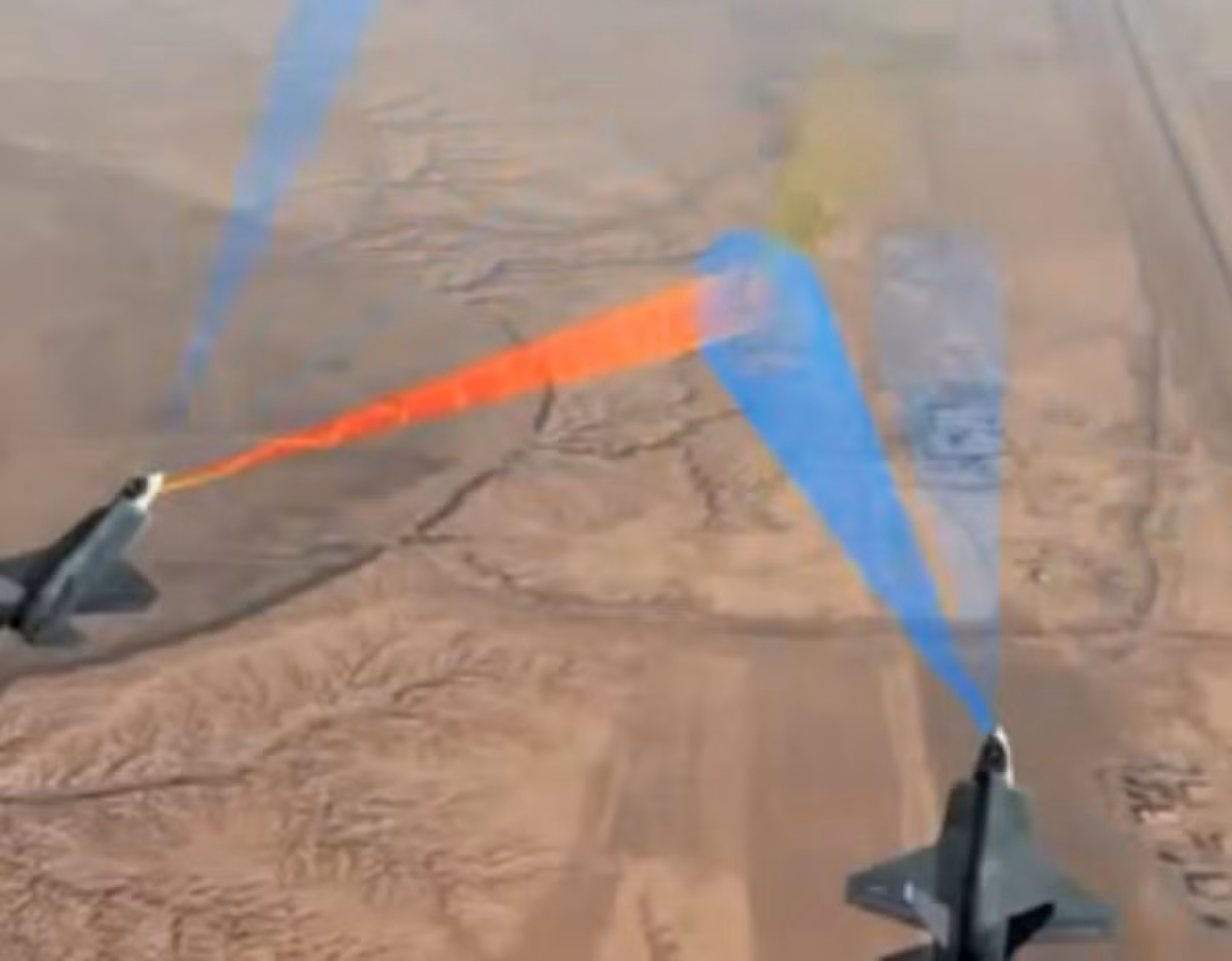 Với trí thông minh nhân tạo này, máy bay có thể phát tín hiệu gây nhiễu ngay sau khi bắt gặp một dạng sóng radar. 