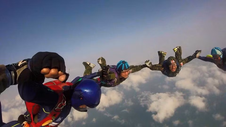 Huấn luyện nhảy dù.