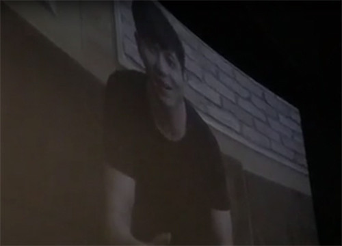 Tim bat ngo cau hon Truong Quynh Anh tai rap chieu phim-Hinh-2