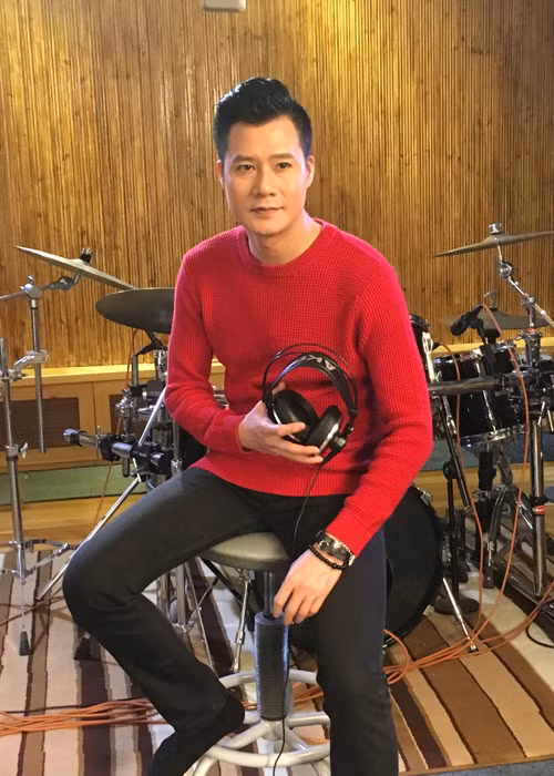 Quang Dung tung single moi dung ngay sinh nhat 40 tuoi-Hinh-9