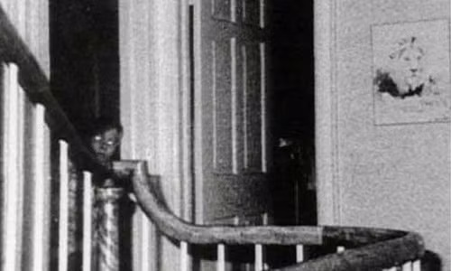 Su that ve 4 hon ma am anh den kinh nguoi