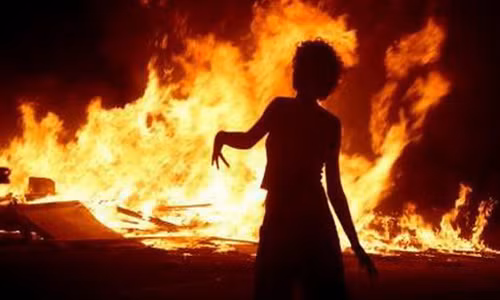 Su that ve 4 hon ma am anh den kinh nguoi-Hinh-2