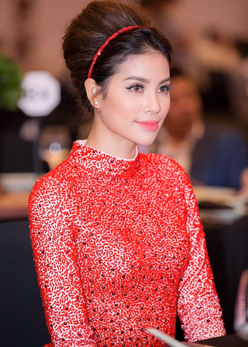 Người đẹp gốc Hải Phong cho biết, cô sẽ dành cho người hâm mộ của mình những tiết mục hấp dẫn nhất.