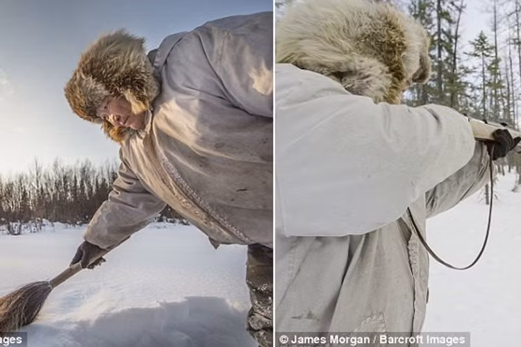 Ion Maxsimovic cẩn thận giấu bẫy dưới tuyết và bắn chết một con sói mắc bẫy. Người dân có nhiều truyền thuyết về chó sói. Thợ săn lo sợ những con thoát bẫy sẽ quay lại báo thù. 