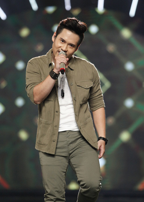 Minh Trị lựa chọn liên khúc “We will rock you - I love Rock 'N' Roll” ở gala 4. Dù thể hiện sự biến hóa đa dạng nhưng với tổng số điểm bình chọn thấp nhất, Minh Trị vẫn phải ra về.