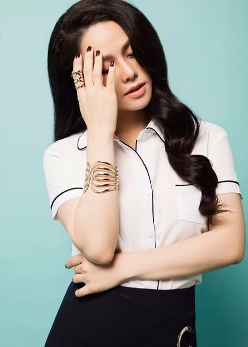 Được biết, con trai Nhật Kinh Anh tên thật Ngô Bửu Long. Hiện tại, cậu nhóc đã được gần một tuổi. 