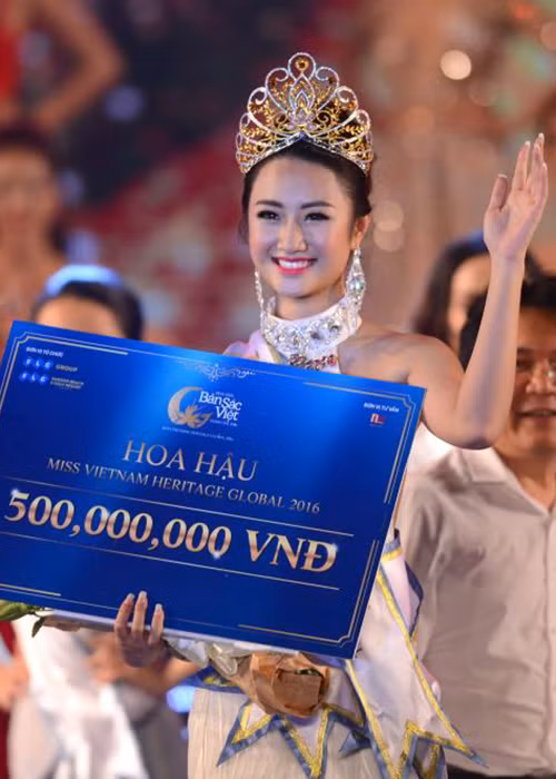 Chan dung tan Hoa hau ban sac Viet toan cau 2016-Hinh-2