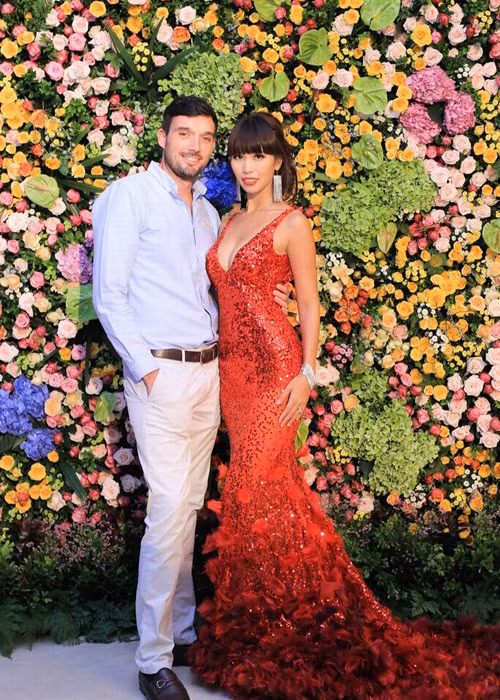 Vo chong Ha Anh hanh phuc trong tuan trang mat o Maldives-Hinh-11