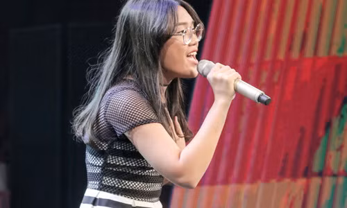 Cau be dan ca khien giam khao The Voice Kids phat cuong-Hinh-3