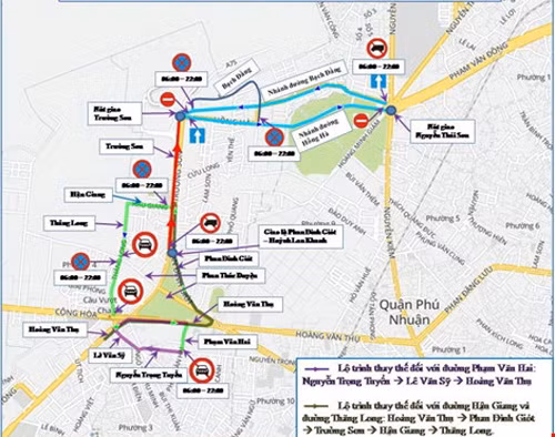 Cam o to theo gio quanh san bay Tan Son Nhat