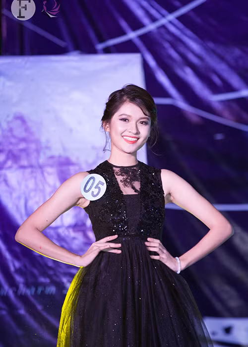 Huỳnh Thị Thùy Dung từng chia sẻ châm ngôn sống của mình là: “Bạn chỉ thật hạnh phúc khi bạn biết chấp nhận”. 