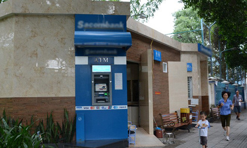 TP HCM xem xet xay nha ve sinh “5 sao” gia 900 trieu