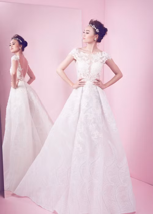 Ninh Duong Lan Ngoc dep mong manh trong trang phuc co dau-Hinh-8