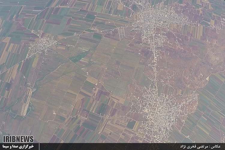 Trong ảnh nhiều khả năng là hai thị trấn Fua và Kefraya do lực lượng trung thành với chính quyền Damascus kiểm soát ở tỉnh Idlib. Nguồn ảnh: IRIB.