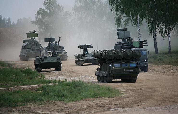 Thay vì Buk-M3 Nga sẽ ưu tiên đưa vào trang bị trước S-500 nhằm hoàn thiện hệ thống phòng không đa tầng của Moscow. Nguồn ảnh: whq-forum.