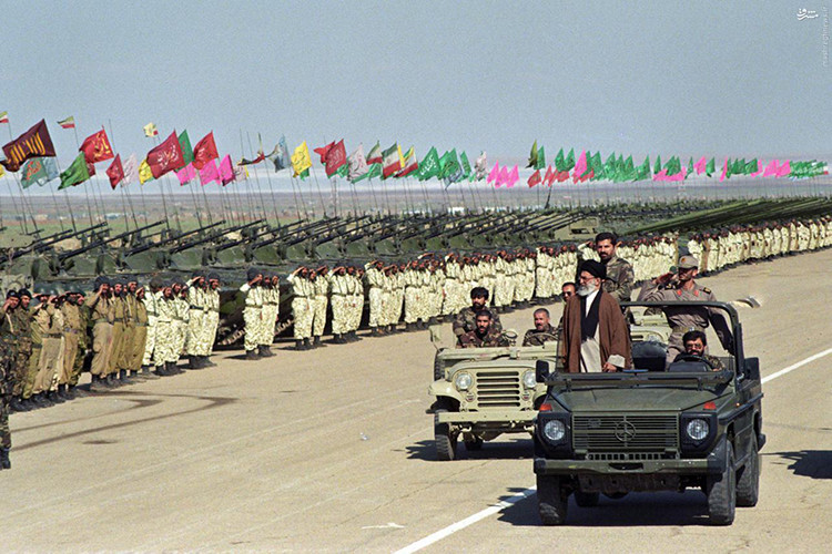 Việc Iran hậu thuẫn cho các quốc gia đối lập với Mỹ hay Israel là một trong những nguyên nhân chính khiến các đơn vị tác chiến đặc biệt của Iran ở Trung Đông luôn trở thành mục tiêu cho các cuộc không kích của Israel mà cụ thể nhất là ở Syria, bản thân Israel cũng không hề muốn binh lính Iran hay đồng minh của họ xuất hiện gần biên giới Nhà nước Do thái. Nguồn ảnh: Farda News.