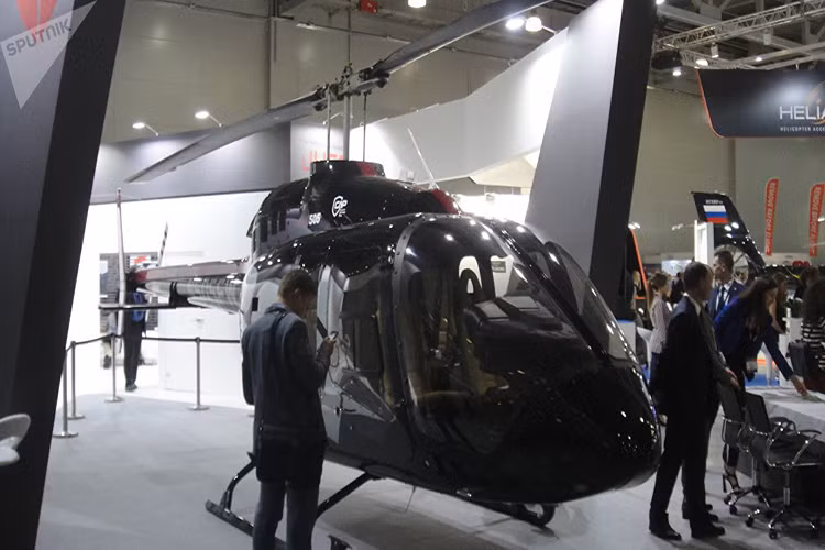 Triển lãm HeliRussia 2018 kéo dài từ ngày 24-26/5 tại trung tâm triển lãm "Krokus Expo". Máy bay trực thăng chở khách hạng nhẹ Bell-505 Jet Ranger X của Mỹ. Nguồn ảnh: Sputnik.