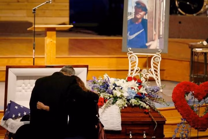 Garcia ra đi để lại cho người thân và bè bạn bao nỗi tiếc thương (ảnh: Brett Coomer).