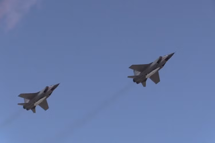 Lễ duyệt binh kỷ niệm 73 năm Ngày Chiến thắng phát xít năm nay cũng được đánh giá là lễ duyệt binh lớn nhất của Nga trong những năm trở lại gần đây với sự tham gia của hơn 13.000 binh sĩ cùng 159 loại vũ khí và 75 chiến đấu cơ. Nguồn ảnh: sdelanounas.ru.