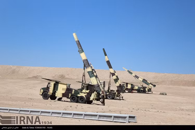 Từ năm 2015, Iran đã công bố phát triển thành công tên lửa hành trình tấn công mặt đất Soumar với tầm bắn tới 2.500 km. Tên lửa này được cho là sao chép lại từ tên lửa hành trình tấn công mặt đất Kh-55 của Liên Xô. Nguồn ảnh: IRNA.