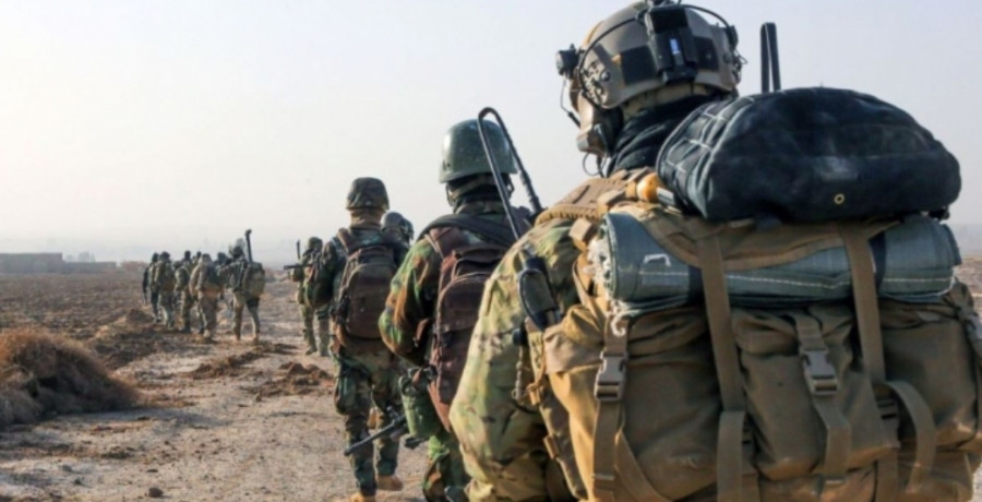 Ngay sau đó, Quân đội Pháp nhanh chóng tung ra các hành động quân sự chứng minh cho tuyên bố của mình, nhằm củng cố kế hoạch của Tổng thống Mỹ Donald Trump, nhằm bảo vệ cho các quận còn lại của người Kurd ở Syria trước sức ép của Thổ Nhĩ Kỳ. Nguồn ảnh: basnews.com.