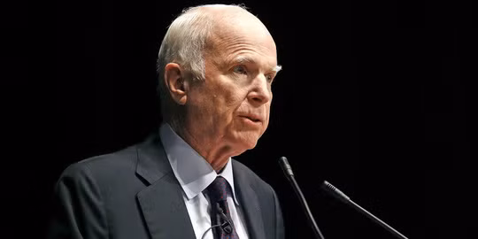 Thượng nghị sĩ John McCain đã chiến đấu với ung thư não trong gần 1 năm. Ảnh: AP