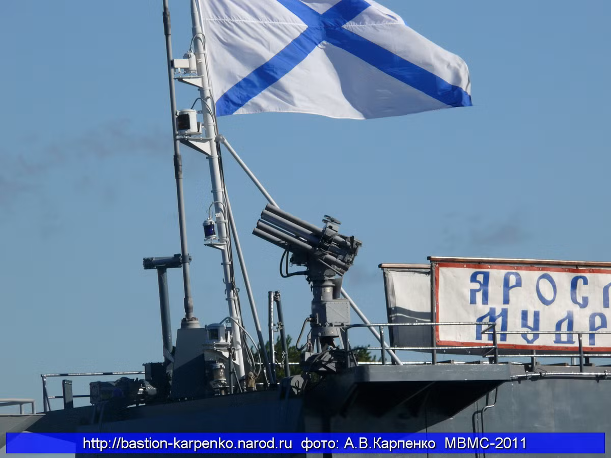 Thậm chí, Yaroslav Mudry còn sở hữu cả hệ thống súng phóng lựu chống người nhái DP-65 chuyên dùng để bảo vệ ở các hải cảng đối phó với sự phá hoại từ đối phương. Nguồn ảnh: Bastion-Kapenko.