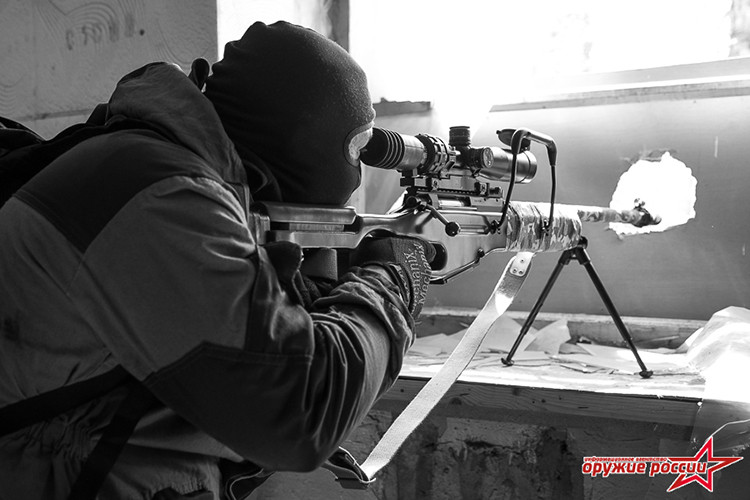 SV-98 và VSS được trang bị rộng rãi trong biên chế các đơn vị SSO từ khá lâu, trong đó SV-98 là từ đầu những năm 2000. SV-98 là một trong những mẫu súng bắn tỉa hiếm hoi được Nga đưa vào trang bị trong giai đoạn sau khi Liên Xô sụp đổ. Nguồn ảnh: Weapon Russia.